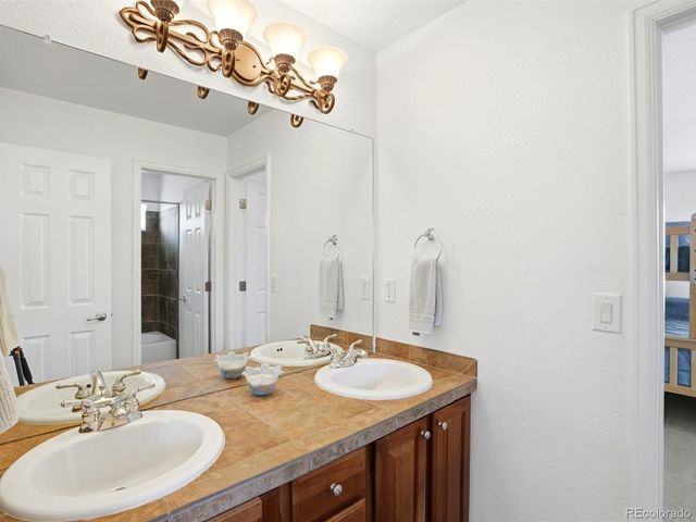 11861 S Breeze Grass Way, Parker, CO 80134
