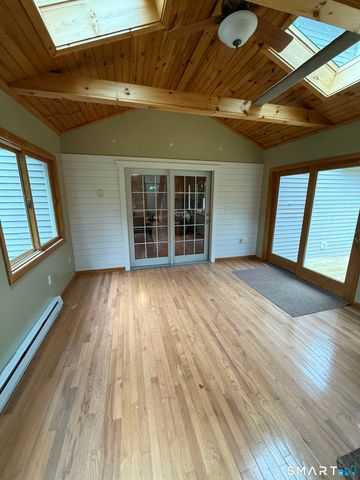 30 Holley Lane, Prospect, CT 06712