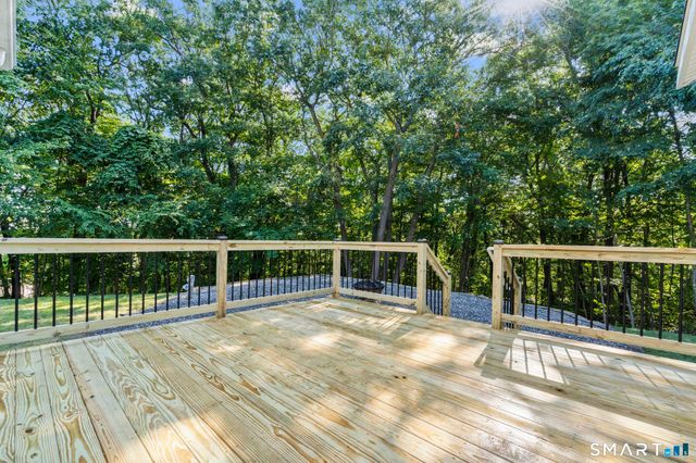 30 Holley Lane, Prospect, CT 06712