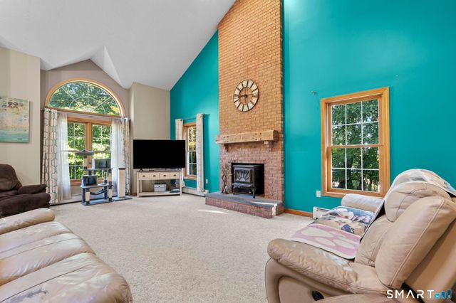 30 Holley Lane, Prospect, CT 06712