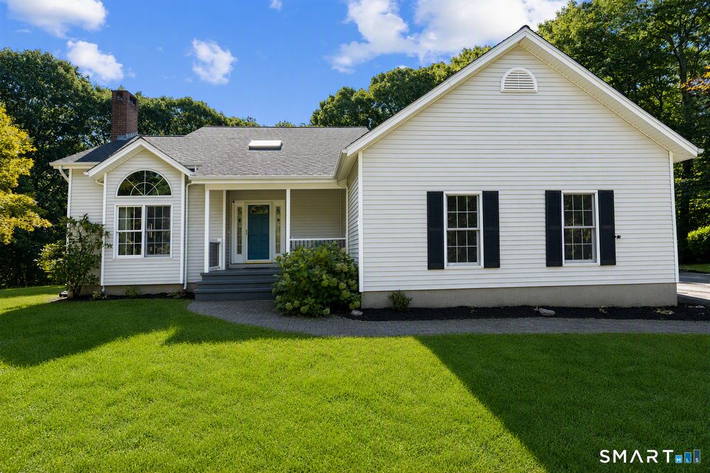 30 Holley Lane, Prospect, CT 06712