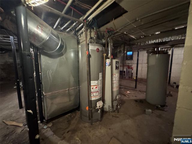 73 Hamilton Street, East Orange, NJ 07017