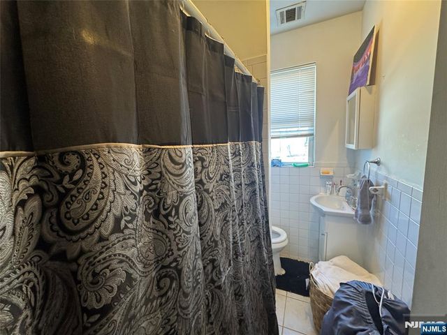 73 Hamilton Street, East Orange, NJ 07017