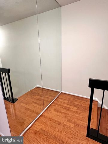 900 N STAFFORD ST #2632, Arlington, VA 22203