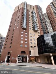 900 N STAFFORD ST #2632, Arlington, VA 22203