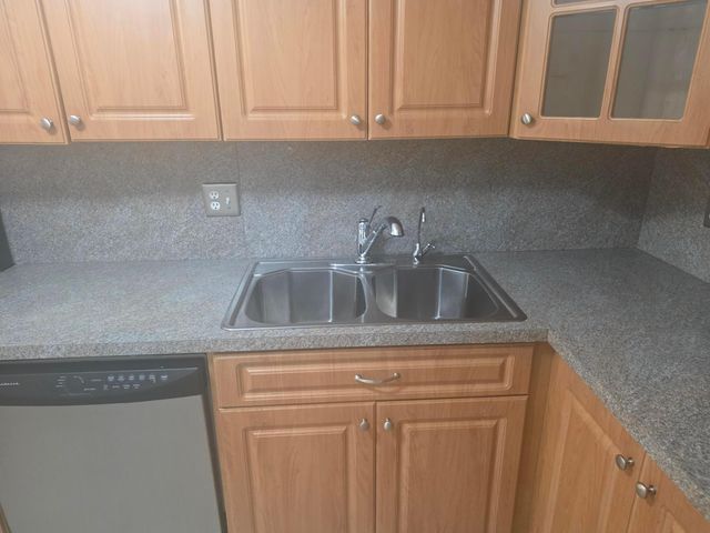 959 SE 2nd Avenue Unit 214, Deerfield Beach, FL 33441
