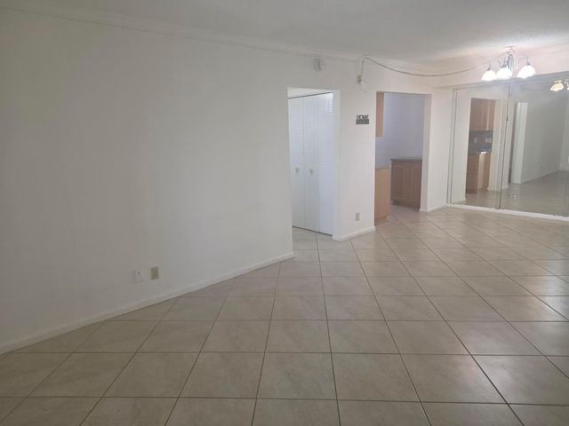 959 SE 2nd Avenue Unit 214, Deerfield Beach, FL 33441