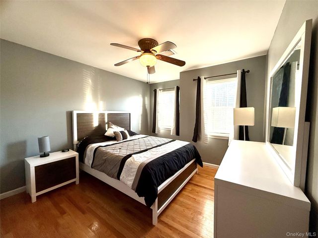 142 Pinebrook Drive, Hyde Park, NY 12538