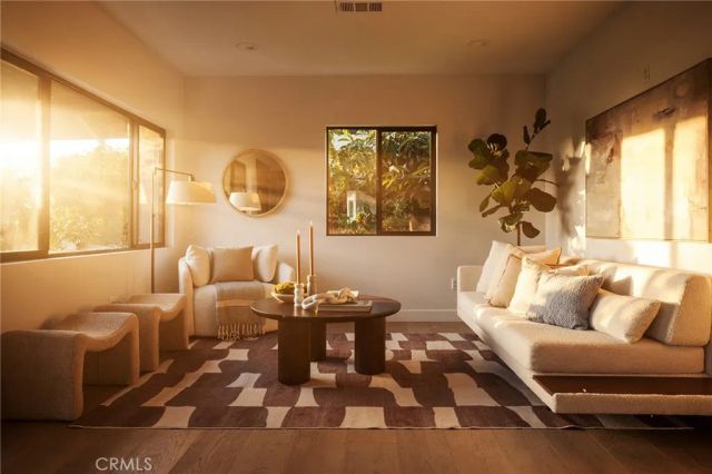 164 N Avenue 25, Los Angeles, CA 90031