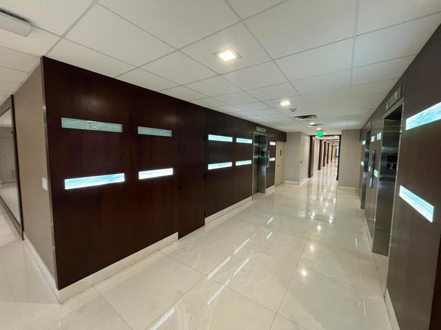 3500 Galt Ocean Drive 208, Fort Lauderdale, FL 33308