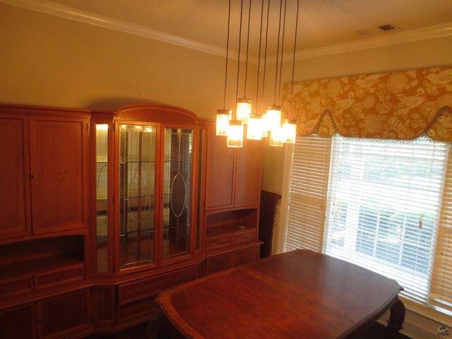 184 Giles Road, Warner Robins, GA 31093