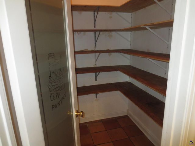 184 Giles Road, Warner Robins, GA 31093