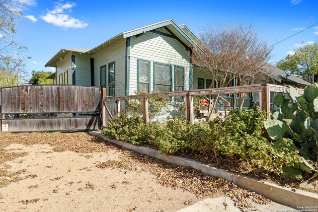 321 Grove Ave, San Antonio, TX 78210