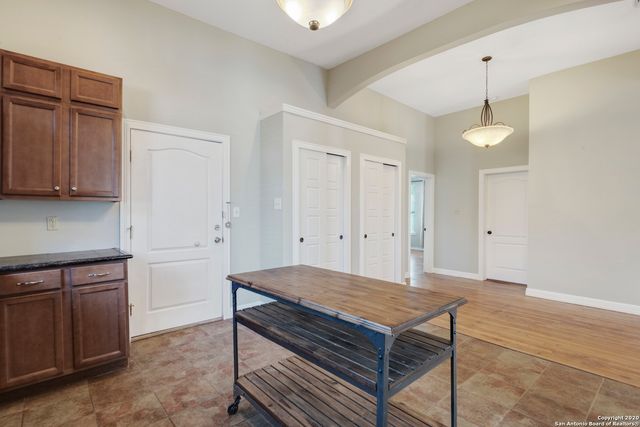 321 Grove Ave, San Antonio, TX 78210