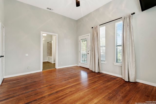 321 Grove Ave, San Antonio, TX 78210