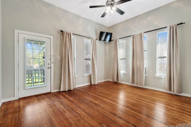 321 Grove Ave, San Antonio, TX 78210