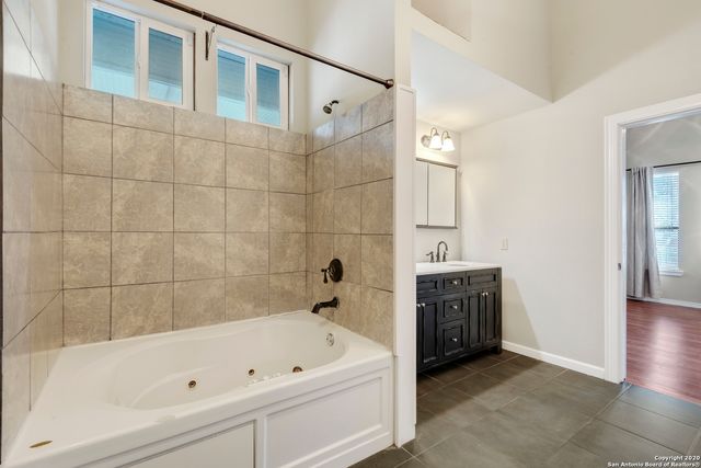 321 Grove Ave, San Antonio, TX 78210