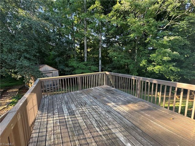 105 Conifer Court, King, NC 27021