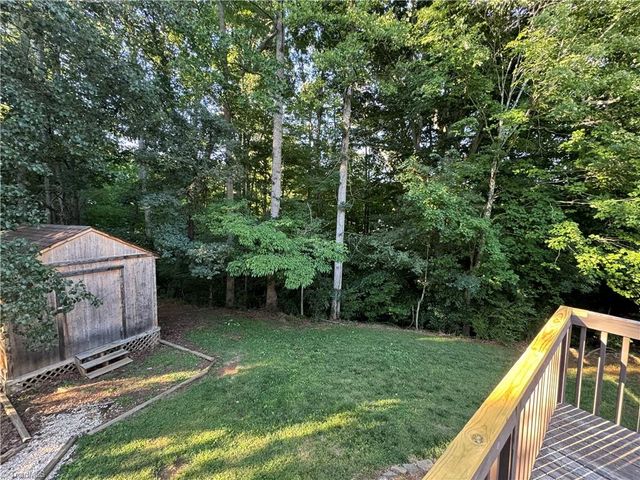 105 Conifer Court, King, NC 27021