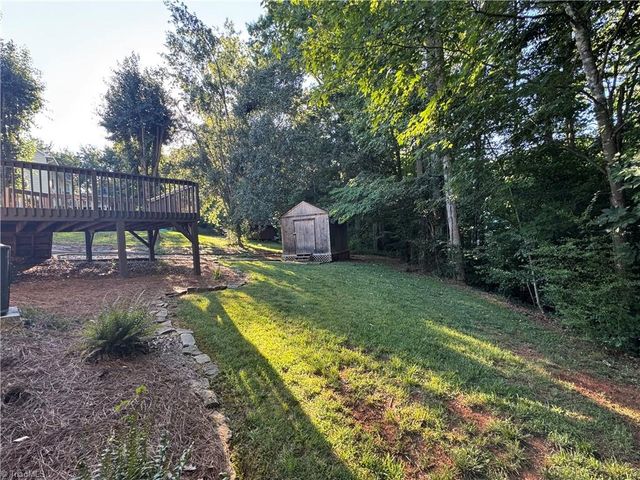 105 Conifer Court, King, NC 27021
