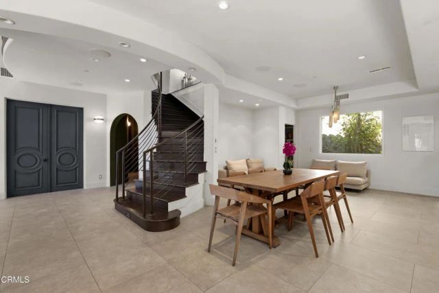 330 E Mountain Drive, Montecito, CA 93108