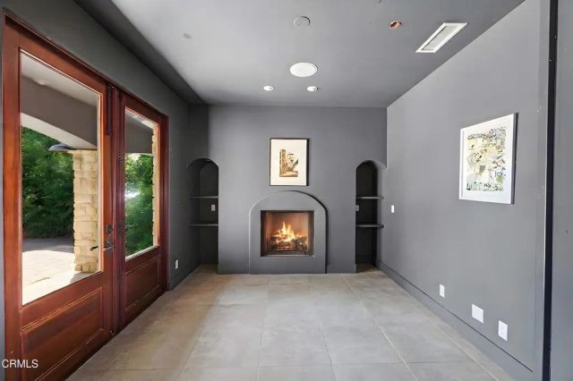 330 E Mountain Drive, Montecito, CA 93108