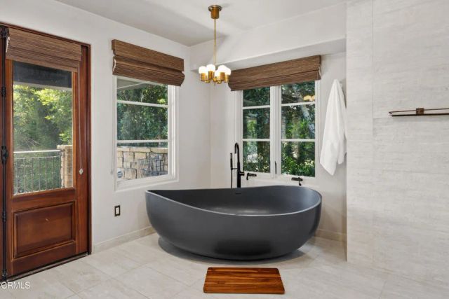 330 E Mountain Drive, Montecito, CA 93108