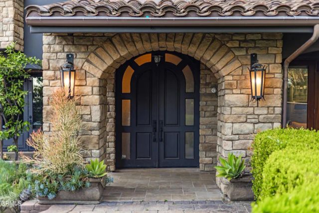 330 E Mountain Drive, Montecito, CA 93108