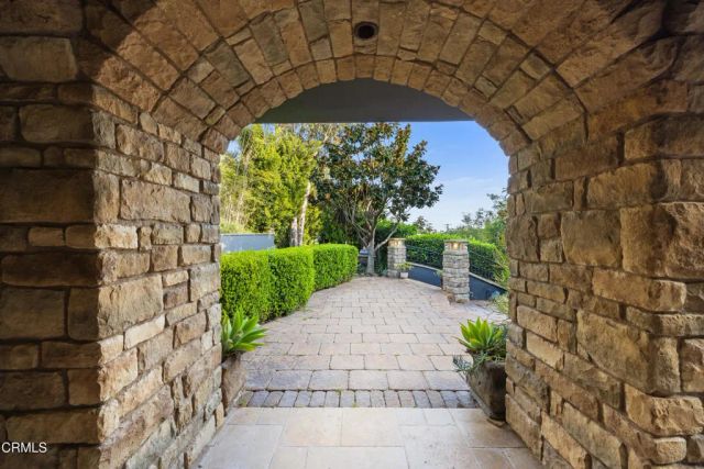 330 E Mountain Drive, Montecito, CA 93108