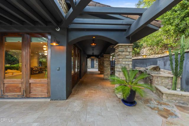 330 E Mountain Drive, Montecito, CA 93108