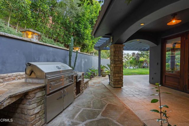 330 E Mountain Drive, Montecito, CA 93108