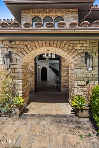 330 E Mountain Drive, Montecito, CA 93108
