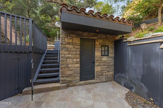 330 E Mountain Drive, Montecito, CA 93108