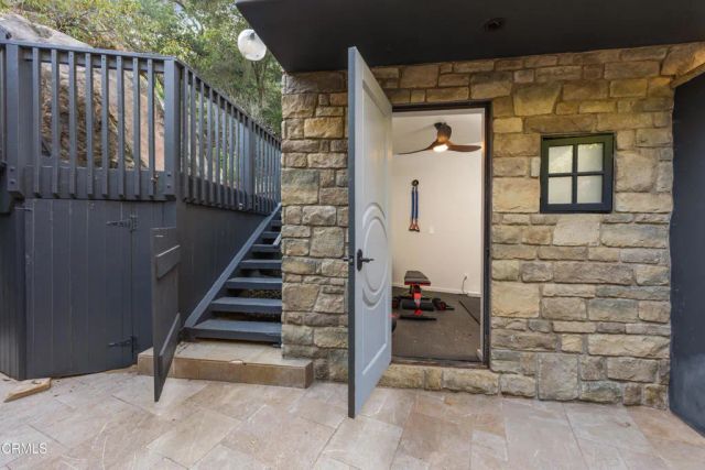 330 E Mountain Drive, Montecito, CA 93108