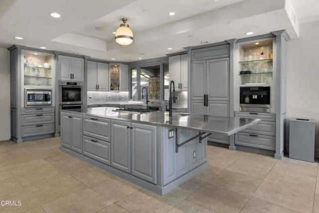 330 E Mountain Drive, Montecito, CA 93108