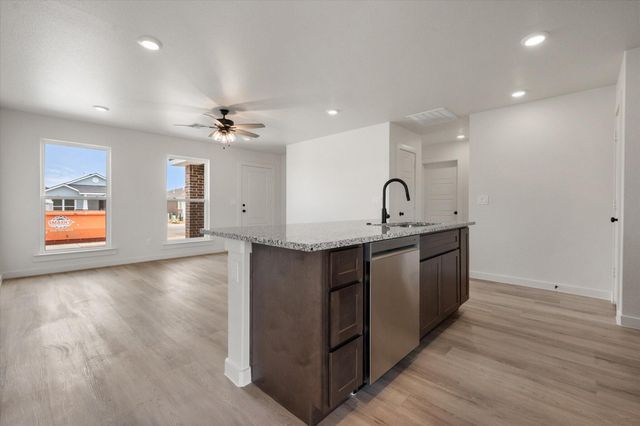 13818 Fremont Avenue, Lubbock, TX 79423