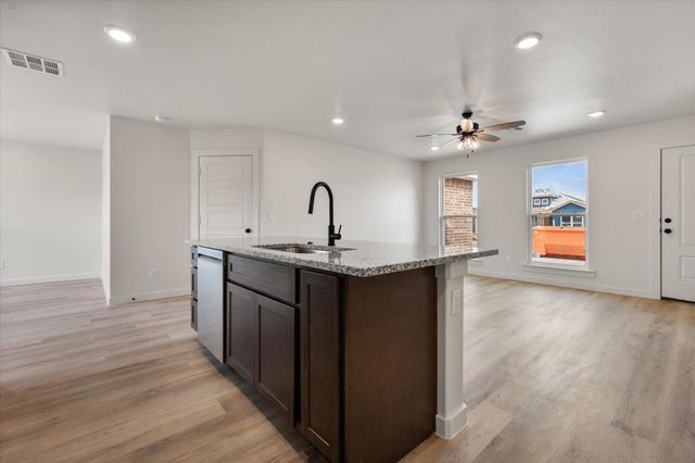 13818 Fremont Avenue, Lubbock, TX 79423