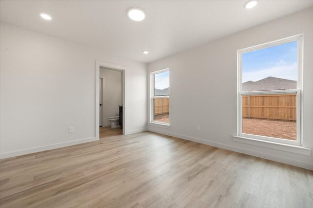 13818 Fremont Avenue, Lubbock, TX 79423