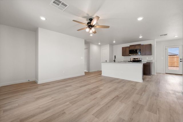 13818 Fremont Avenue, Lubbock, TX 79423