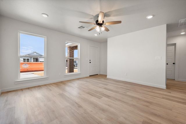 13818 Fremont Avenue, Lubbock, TX 79423