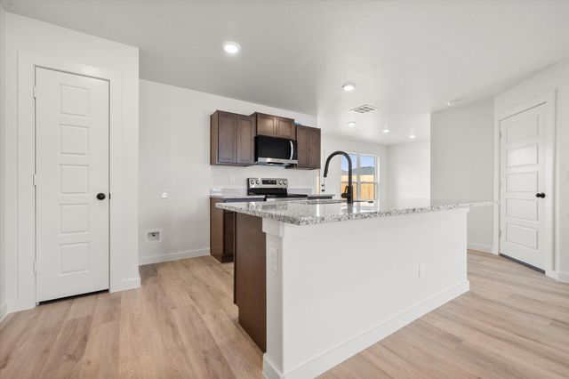 13818 Fremont Avenue, Lubbock, TX 79423