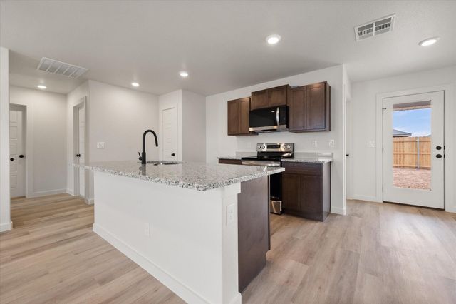 13818 Fremont Avenue, Lubbock, TX 79423