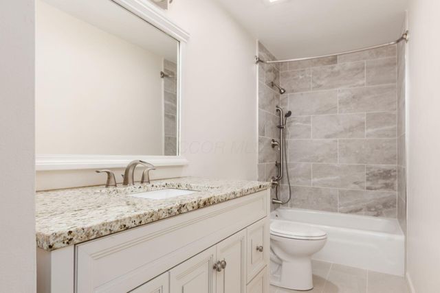 619 Dlyn Street, Columbus, OH 43228