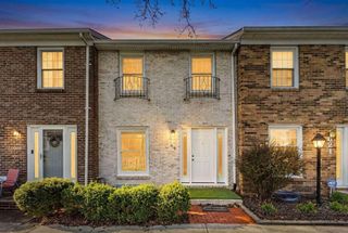 619 Dlyn Street, Columbus, OH 43228