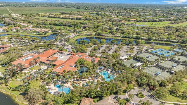 10185 Cameilla St, Parkland, FL 33076