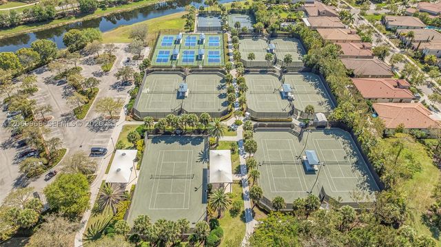 10185 Cameilla St, Parkland, FL 33076