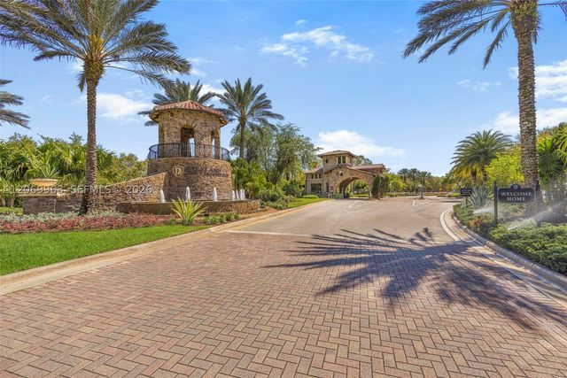 10185 Cameilla St, Parkland, FL 33076