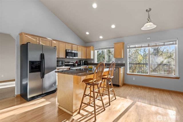 30900 30th Avenue SW, Federal Way, WA 98023