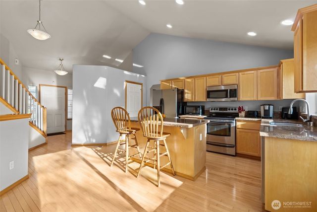 30900 30th Avenue SW, Federal Way, WA 98023