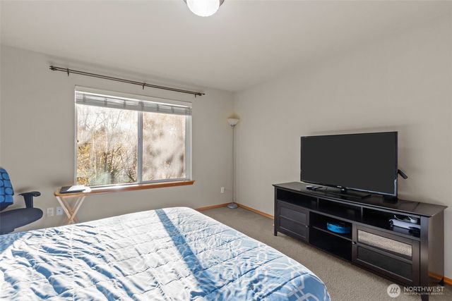 30900 30th Avenue SW, Federal Way, WA 98023